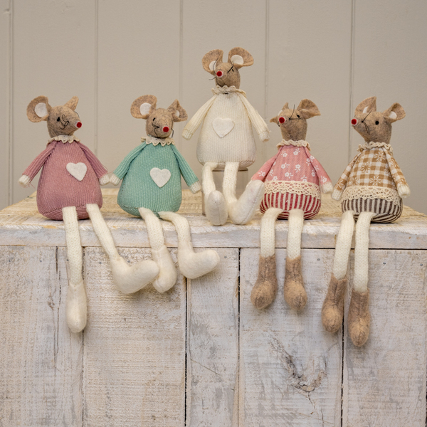 Pink Fabric Sitting Mouse