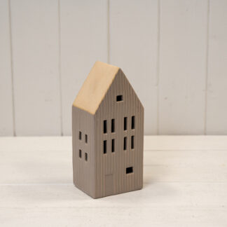 Medium Taupe Ribbed Ceramic LED House with Sand Roof. 6 Hour Timer