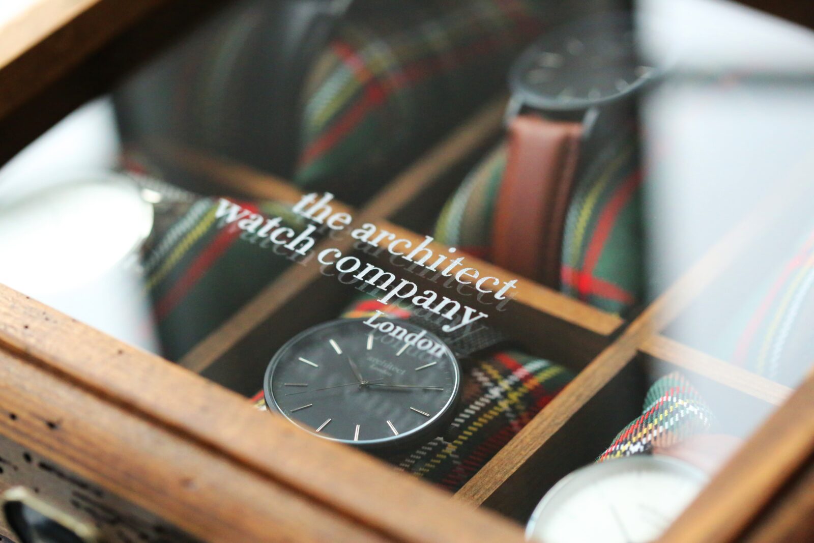 Contactless Payment Watch - Men's Architect Zephyr + Jet Black Strap + Own Handwriting Engraving