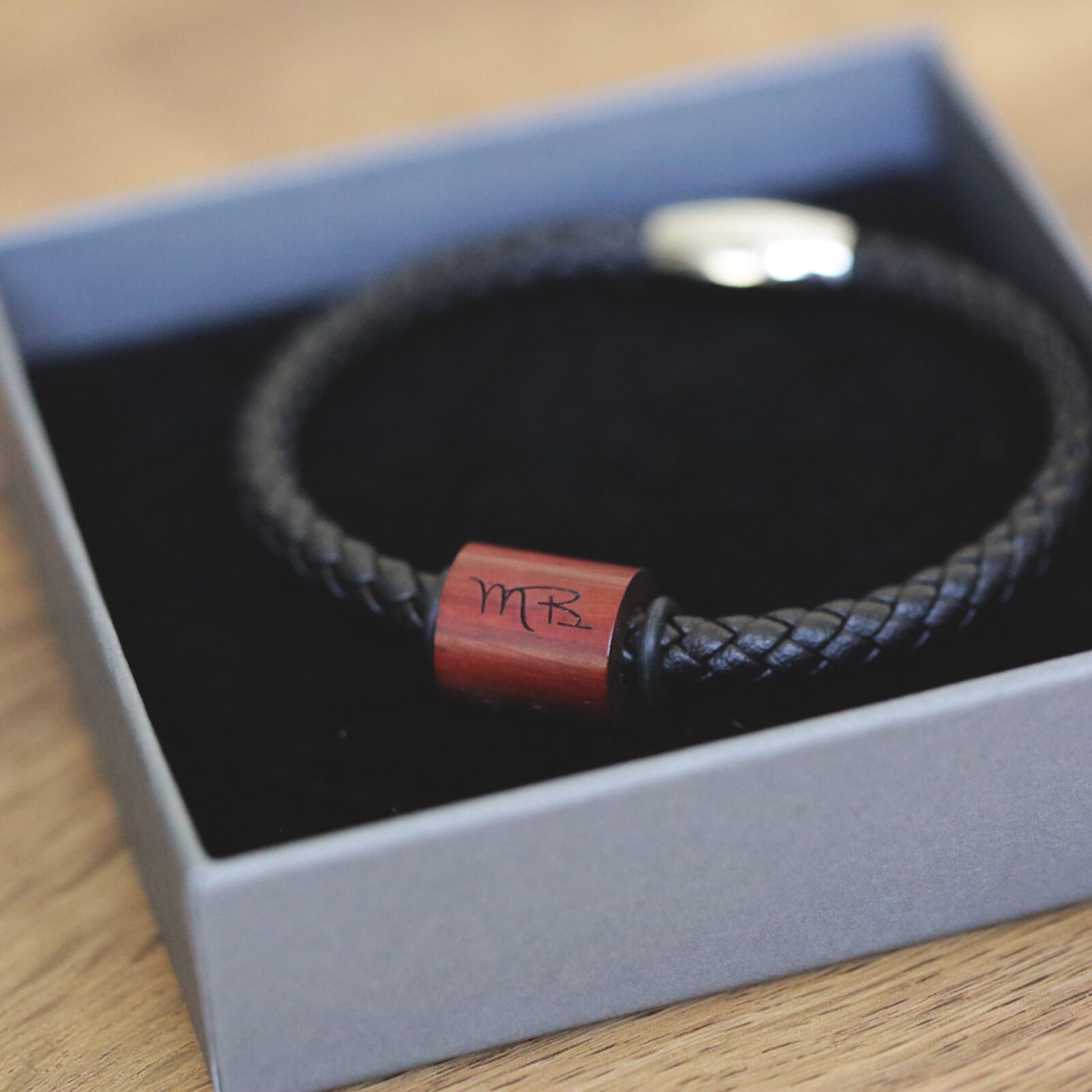 Southampton - Wave Interactive Microchip Bracelet