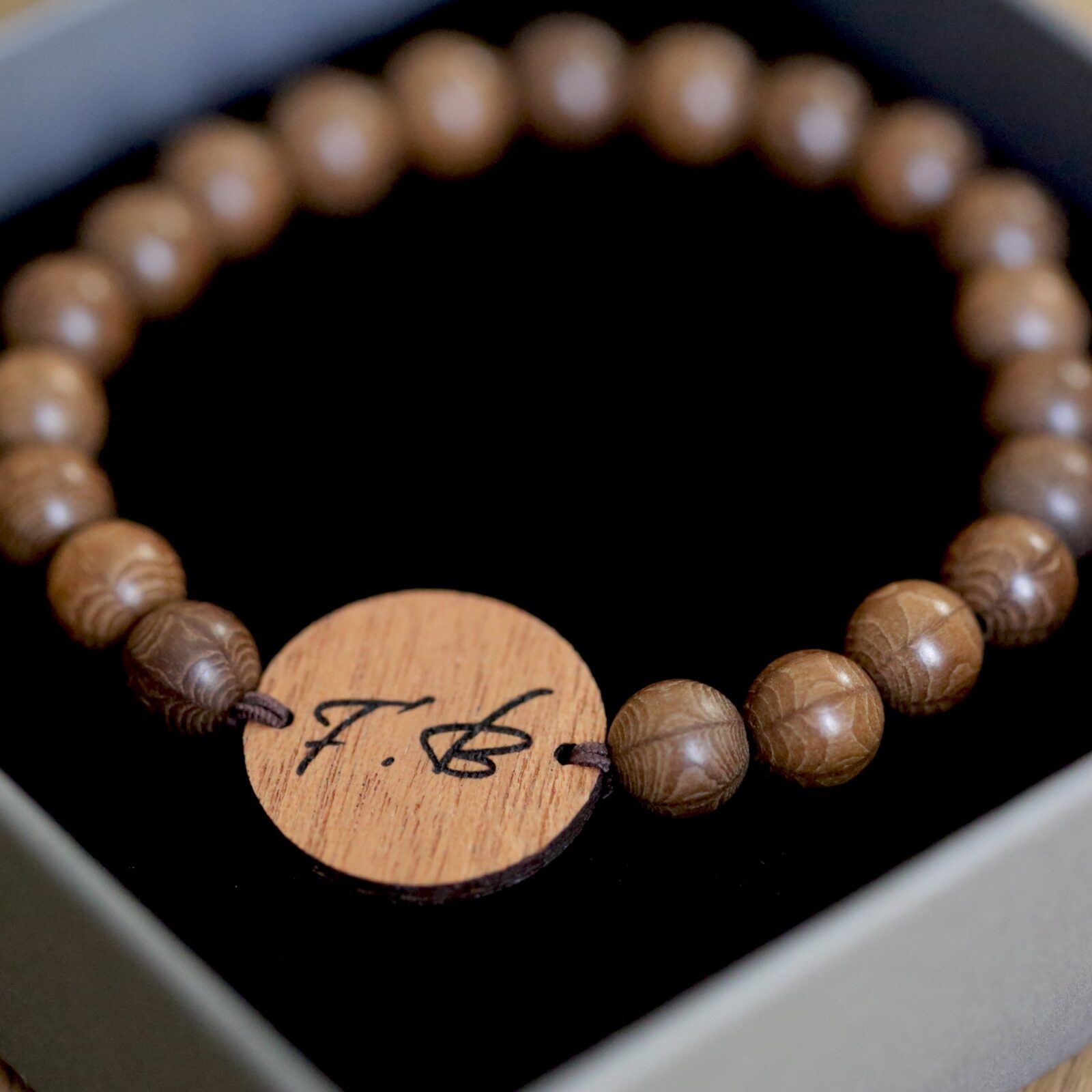 Leeds United - Wave Interactive Microchip Bracelet